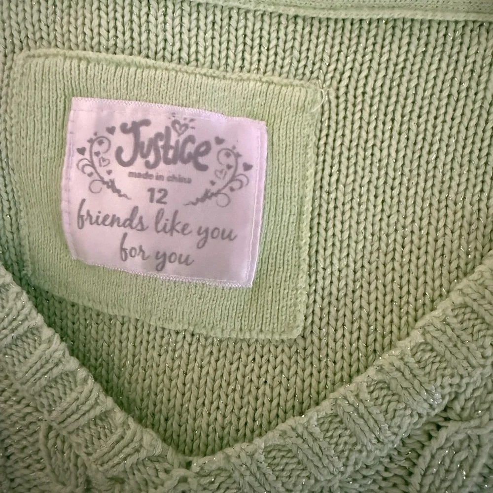 Justice V-Neck Cable-knit Sweater